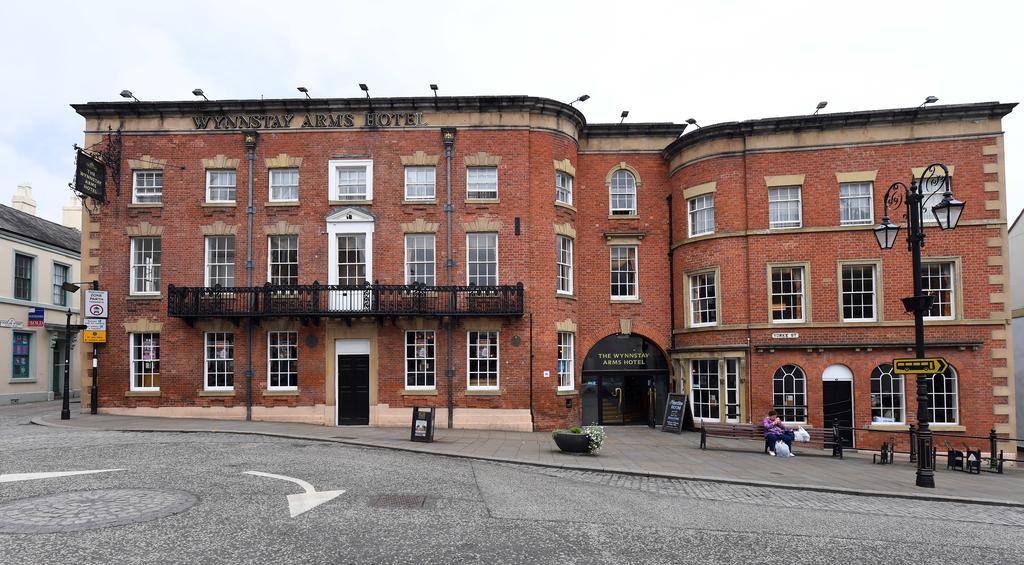 Wynnstay Arms, Wrexham By Marston'S Inns Bagian luar foto